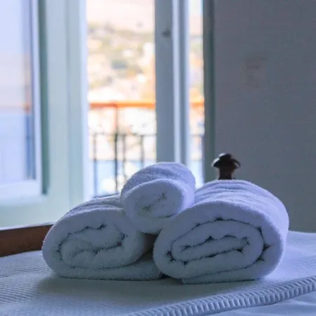 아파트 Doukissa's House I -symi - House With Sea View *