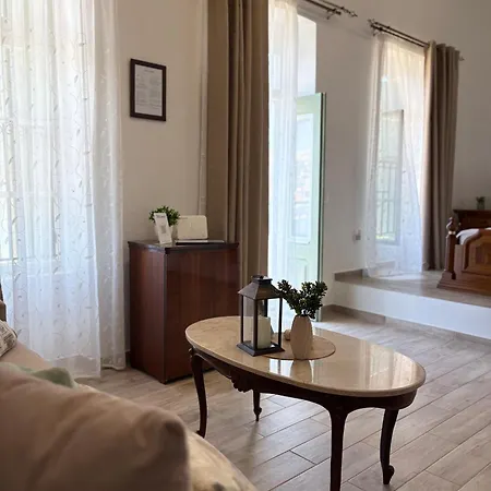 Doukissa's House I -symi - House With Sea View Apartment