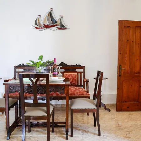 Doukissa's House I -symi - House With Sea View *