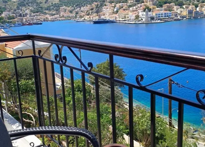 アパート Doukissa's House I -symi - House With Sea View