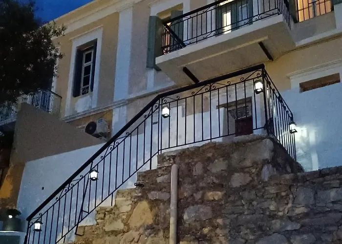 Doukissa's House I -symi - House With Sea View