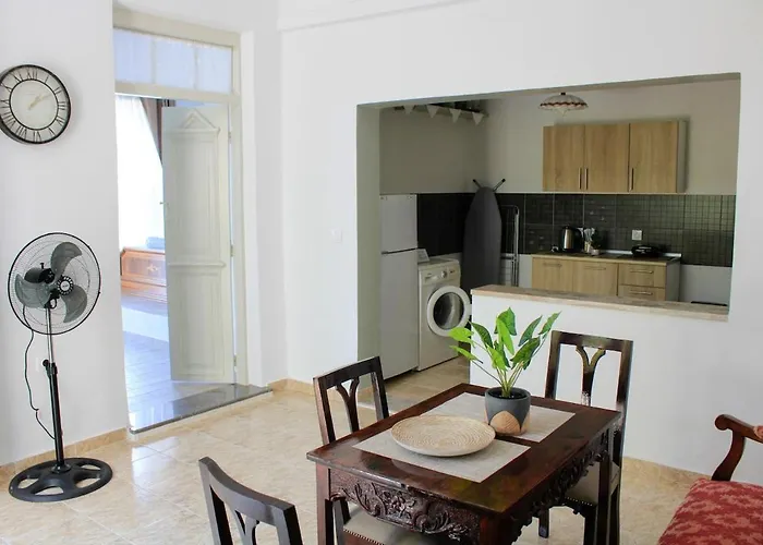 Doukissa's House I -symi - House With Sea View シミ