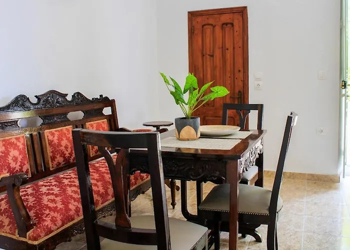 Doukissa's House I -symi - House With Sea View アパート *