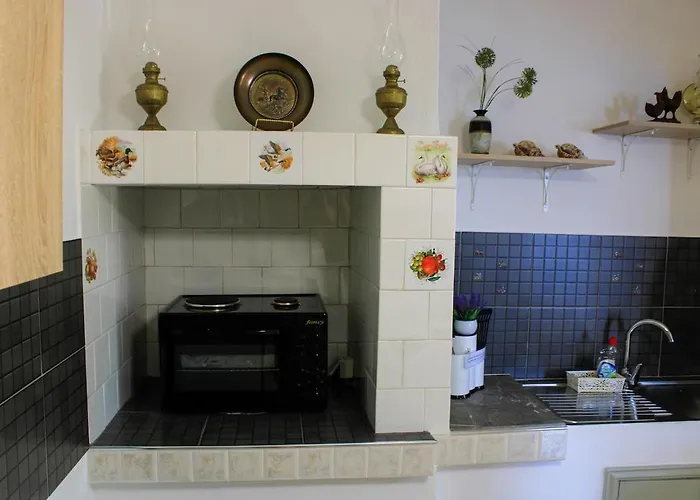 Doukissa's House I -symi - House With Sea View アパート